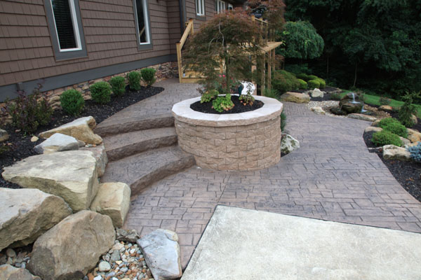 B.T Klein’s Landscaping | Hardscapes | Decorative Walls and Seating